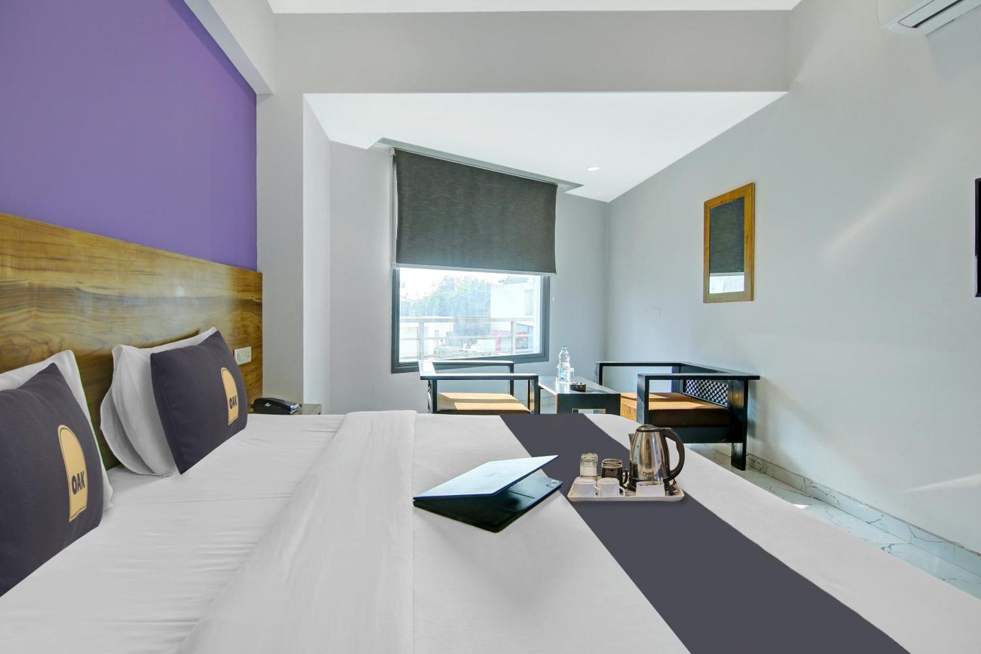 Super Townhouse Geetanjali Inn Gurgaon Esterno foto